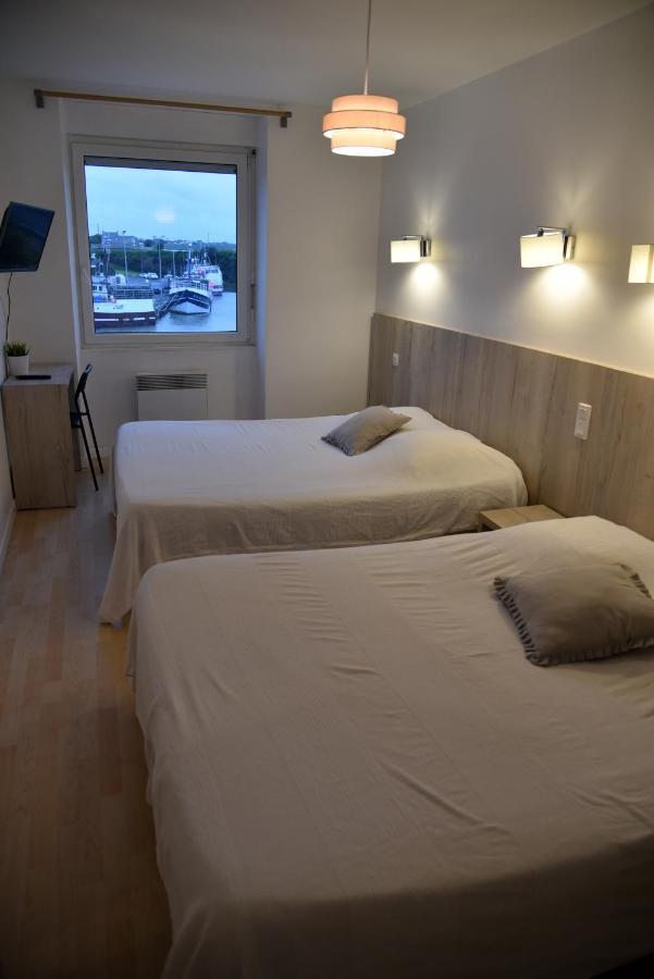 La Marine Hotel Sibiril Екстериор снимка