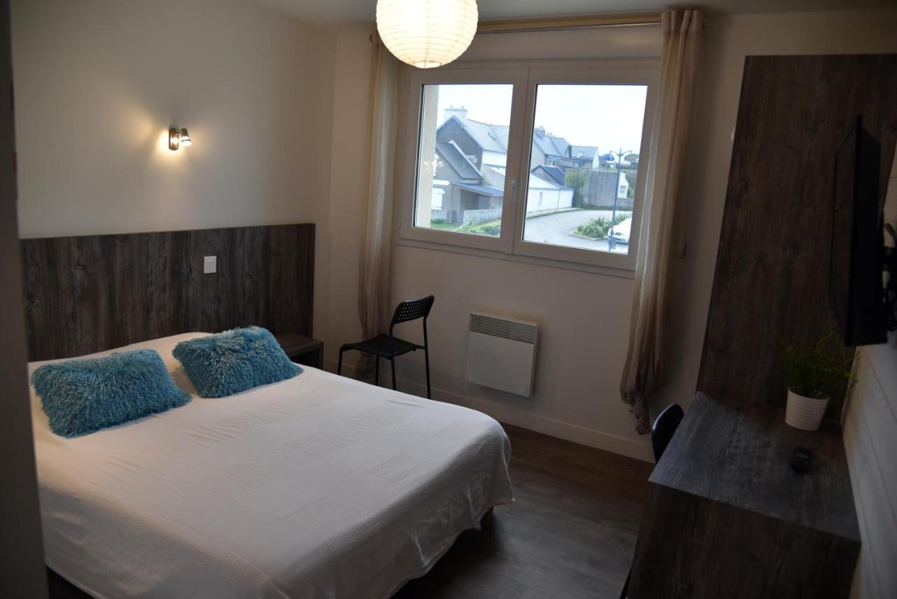 La Marine Hotel Sibiril Екстериор снимка