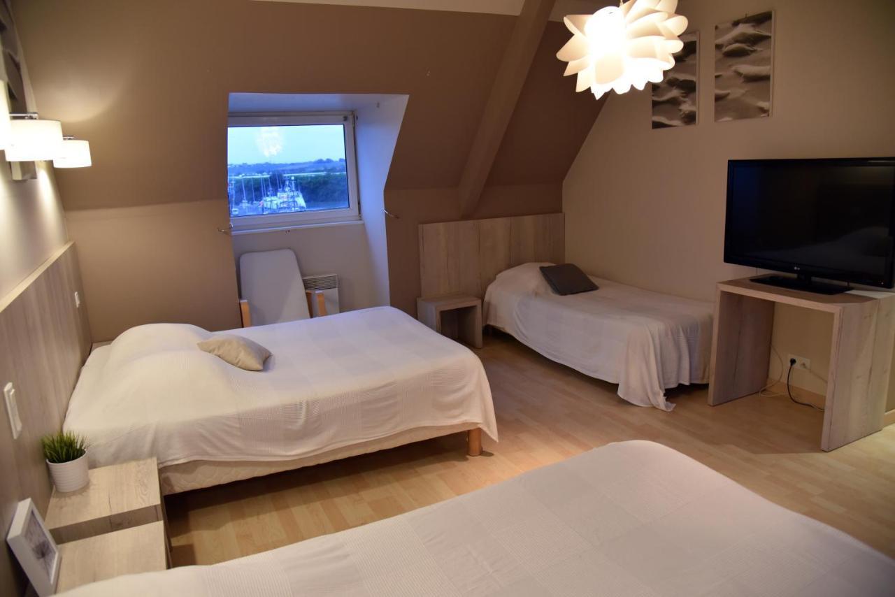 La Marine Hotel Sibiril Екстериор снимка