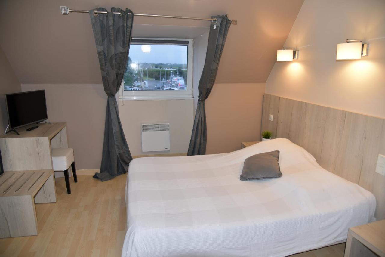 La Marine Hotel Sibiril Екстериор снимка