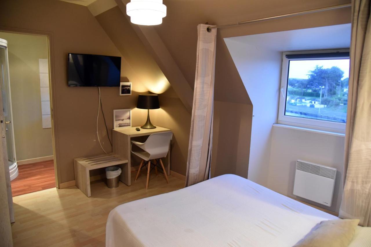 La Marine Hotel Sibiril Екстериор снимка